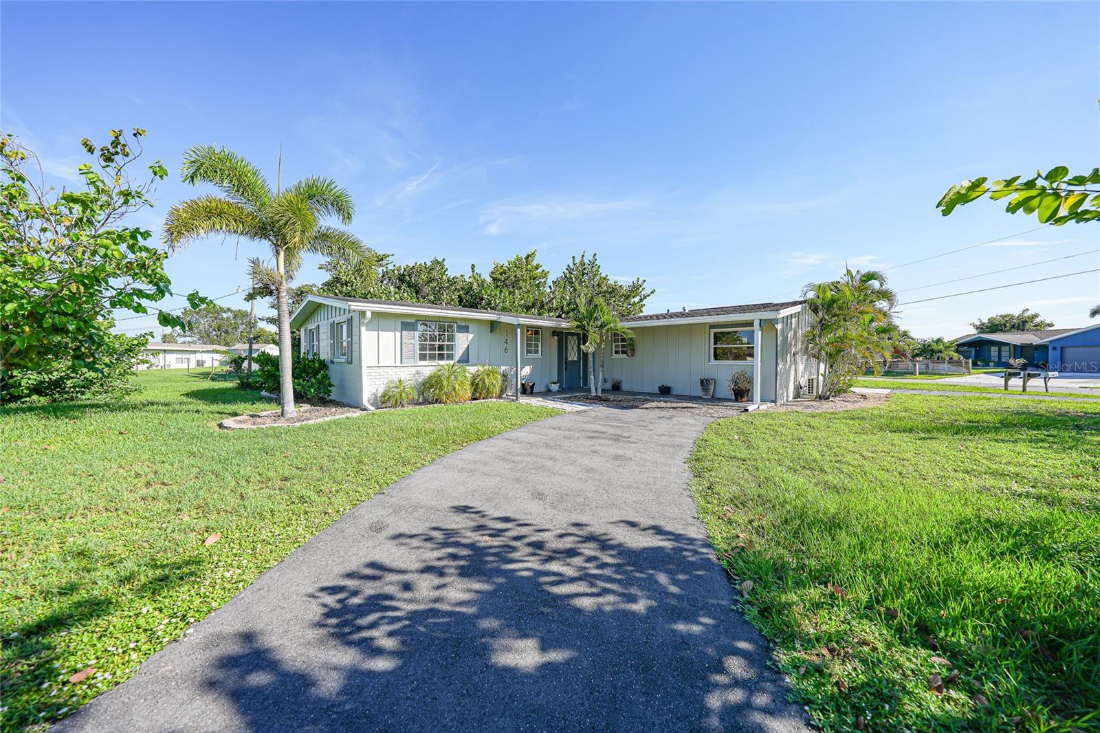 146 Francis Dr Ne, Port Charlotte, FL 33952
