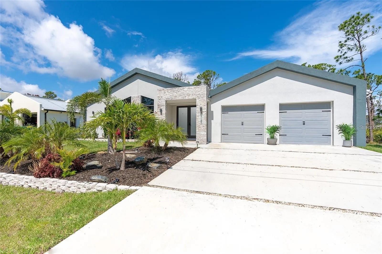 8167 Dittmar St, Port Charlotte, FL 33981