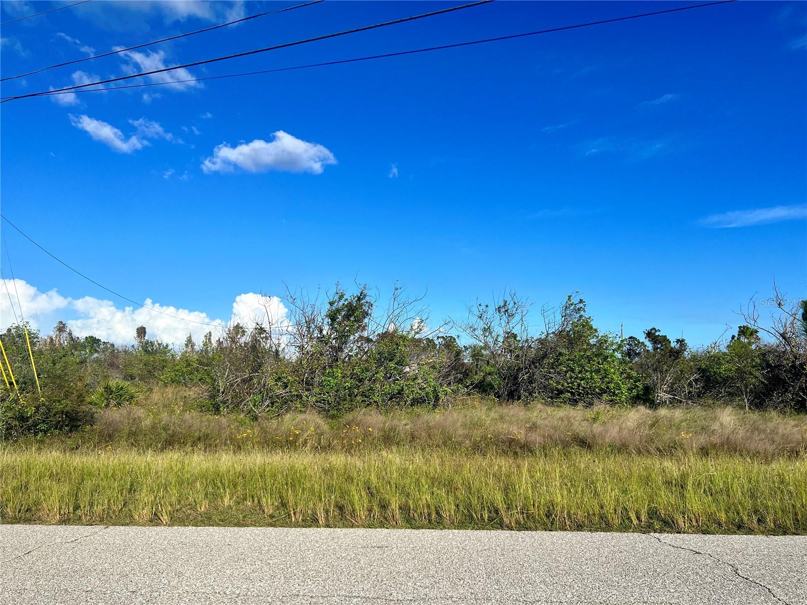 9829 Shelburne Cir, Port Charlotte, FL 33981