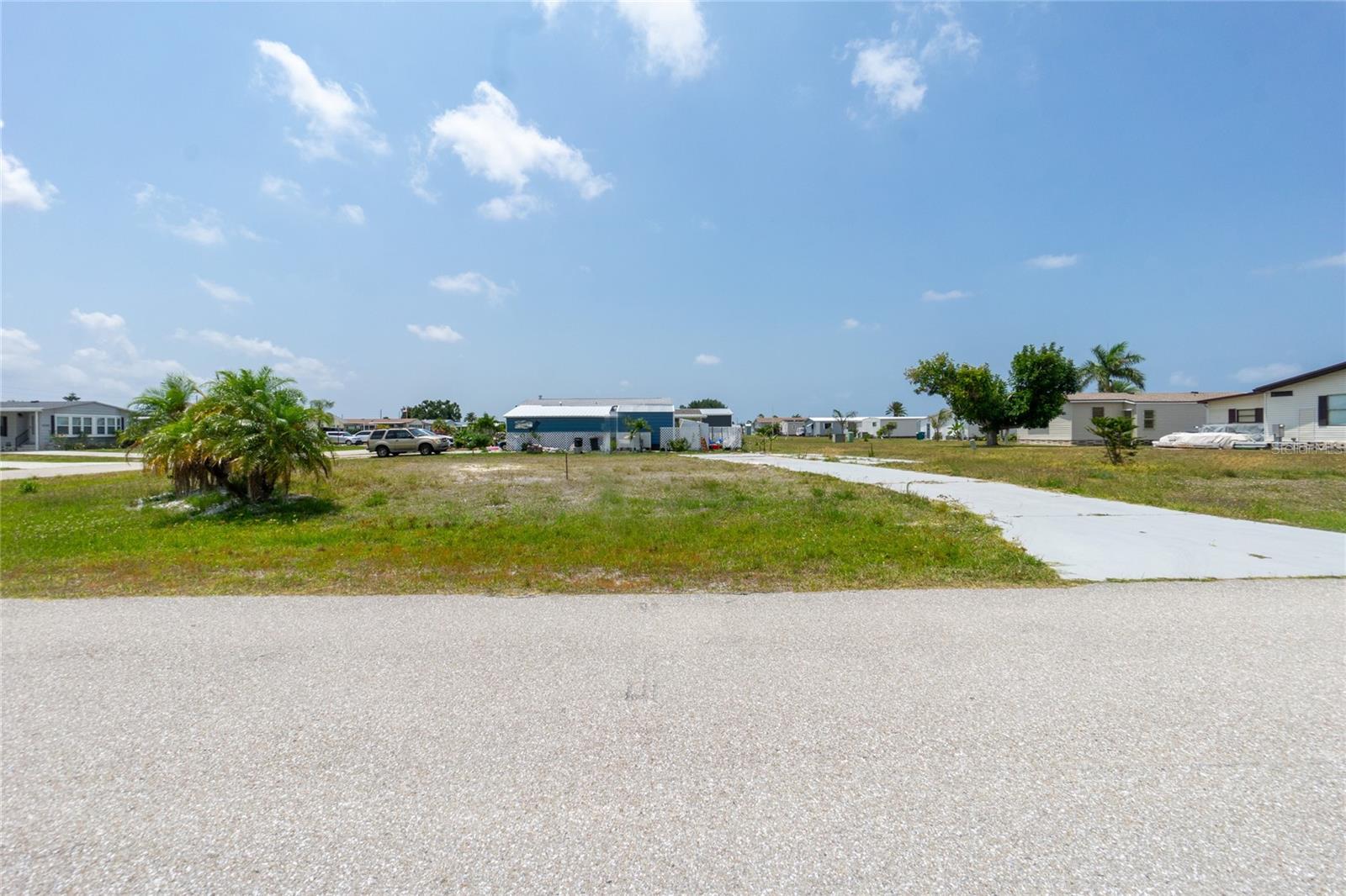6161 Falcon Dr, Englewood, FL 34224