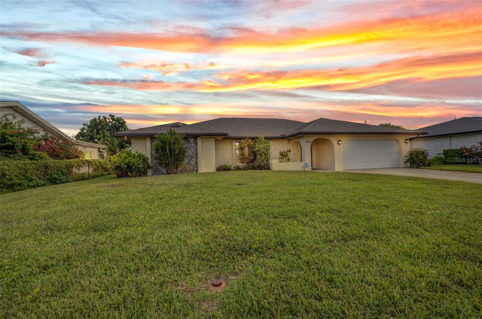 124 Bedford Dr Ne, Port Charlotte, FL 33952