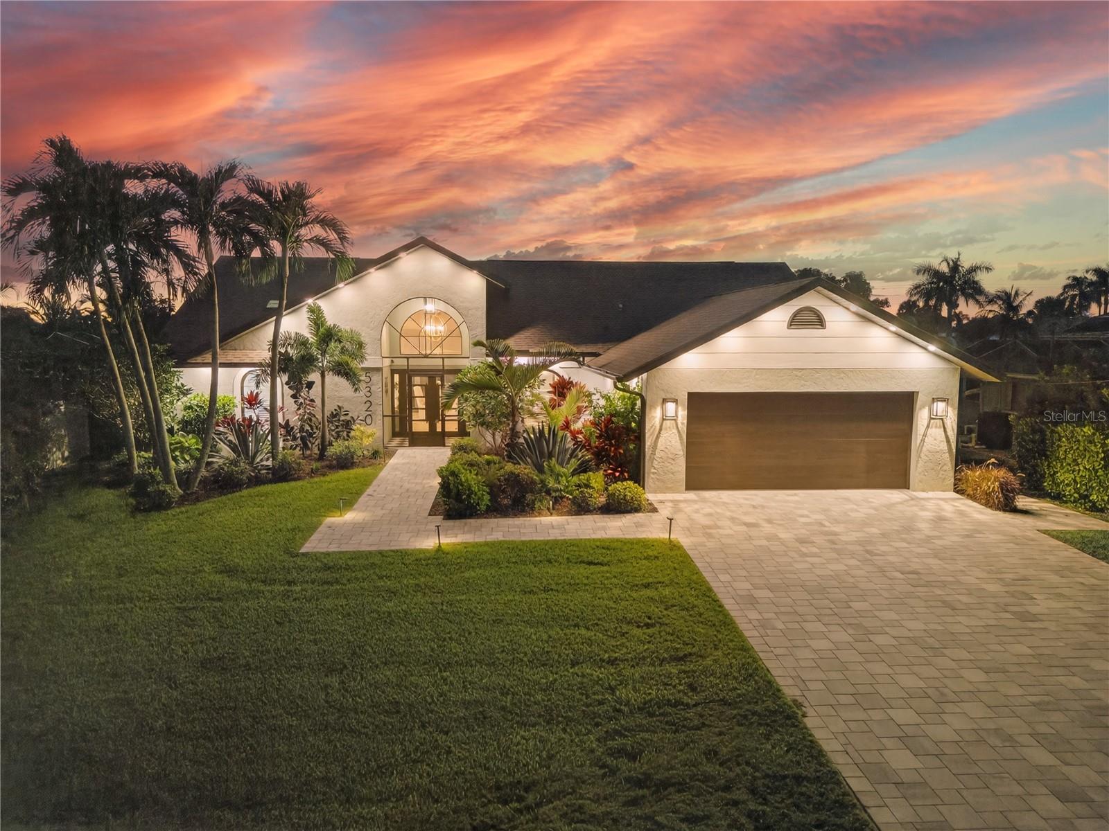 5320 Sw 3rd Ave, Cape Coral, FL 33914