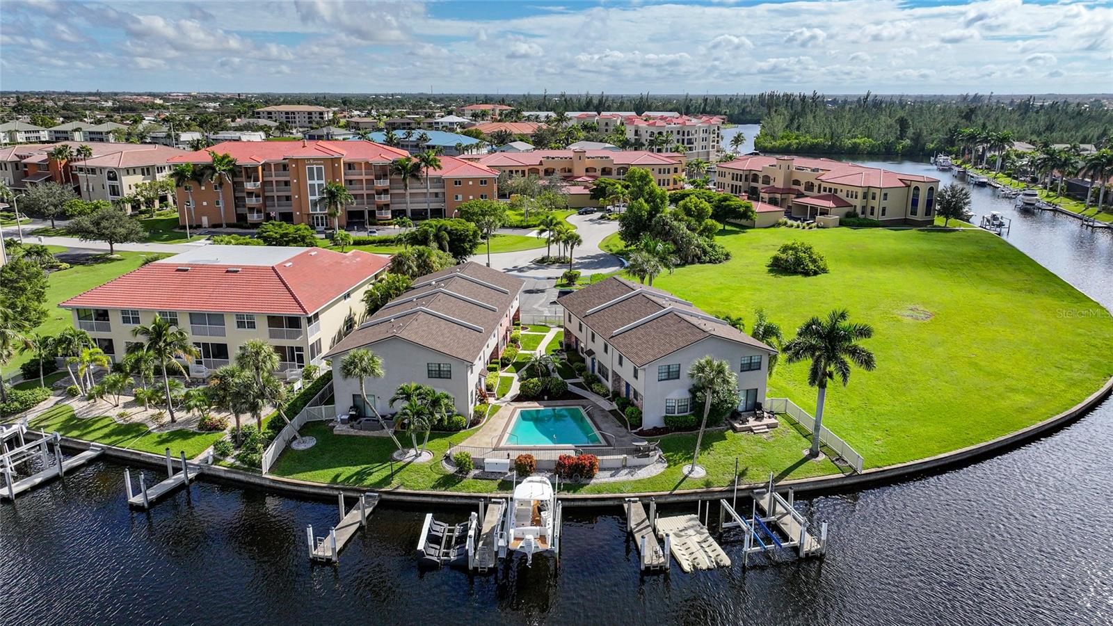 3335 Purple Martin Dr #6, Punta Gorda, FL 33950