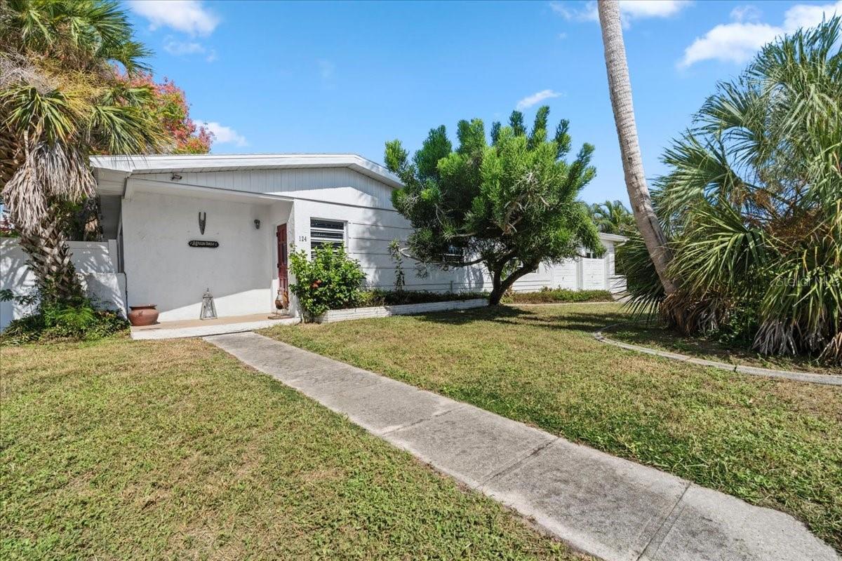 124 Leland Se, Port Charlotte, FL 33952