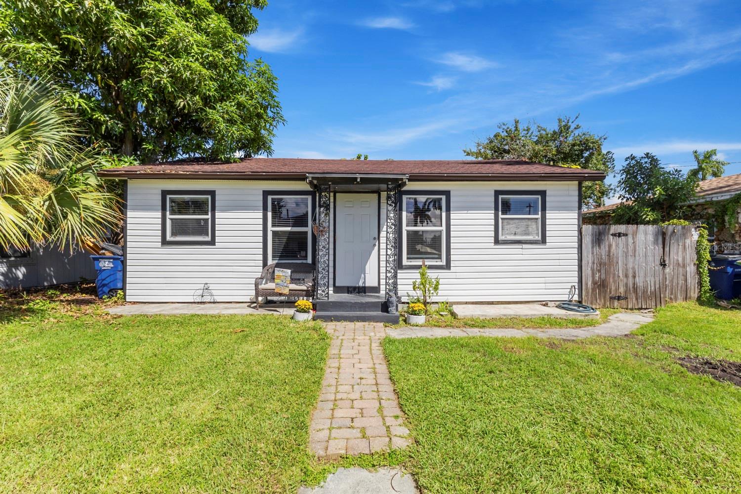 26 Cypress St, North Fort Myers, FL 33903