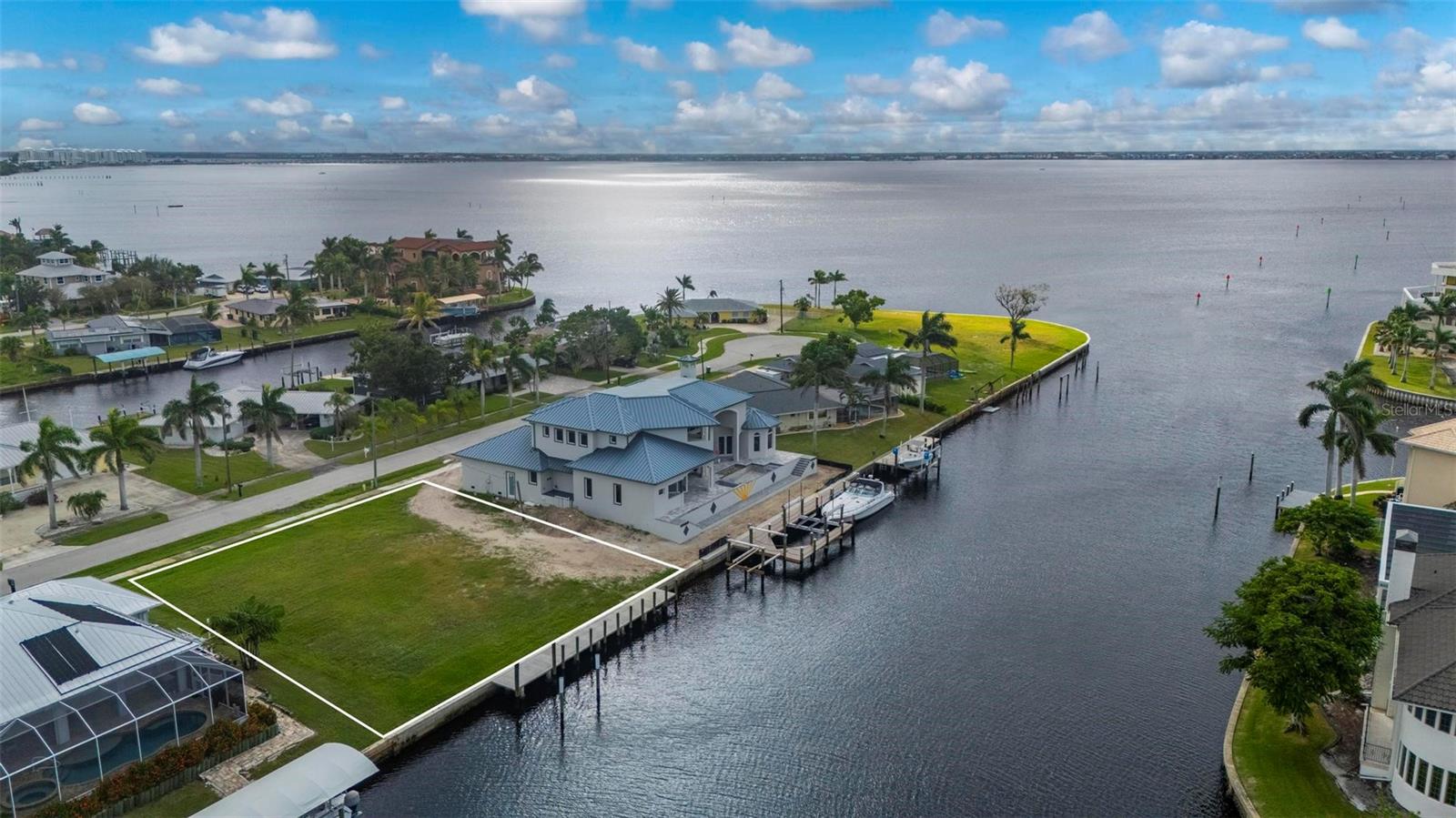 234 Beeney Rd Se, Port Charlotte, FL 33952