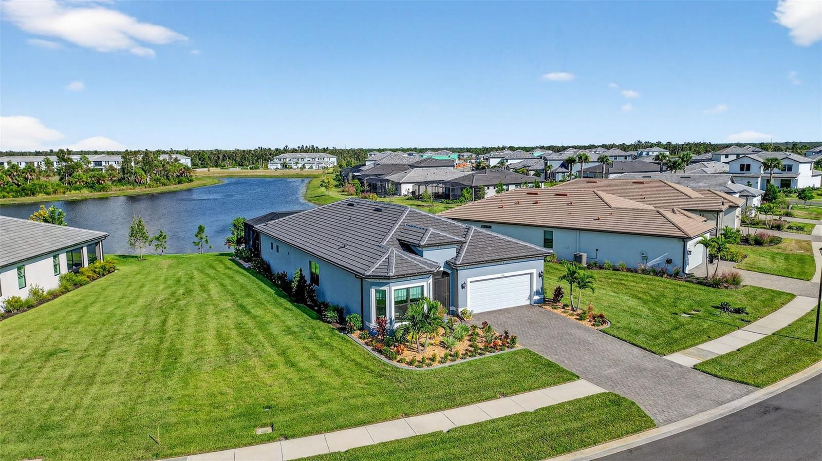 17312 Luminous Ave, Venice, FL 34293