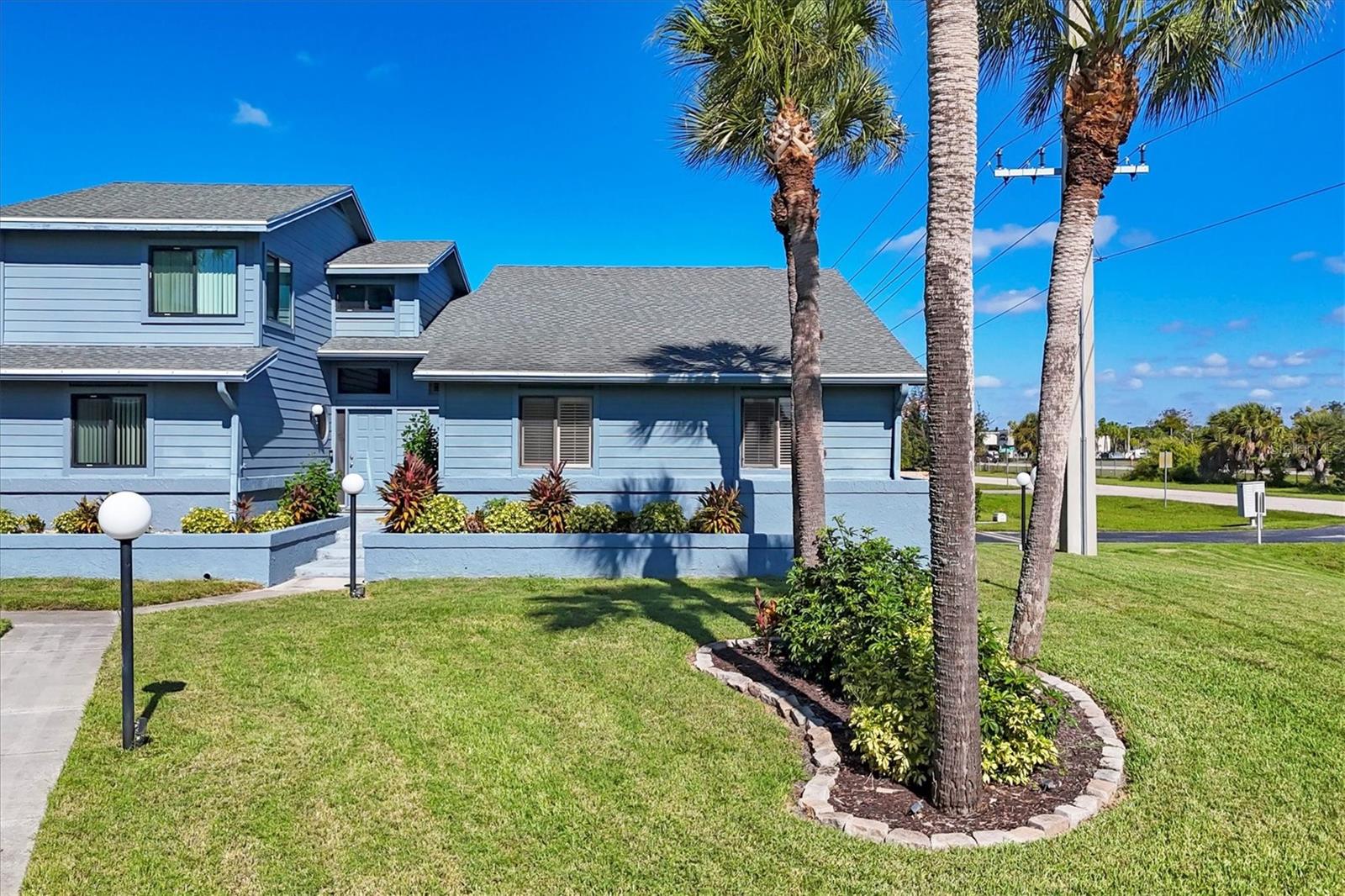 1839 Settlers Dr #B-6, Nokomis, FL 34275