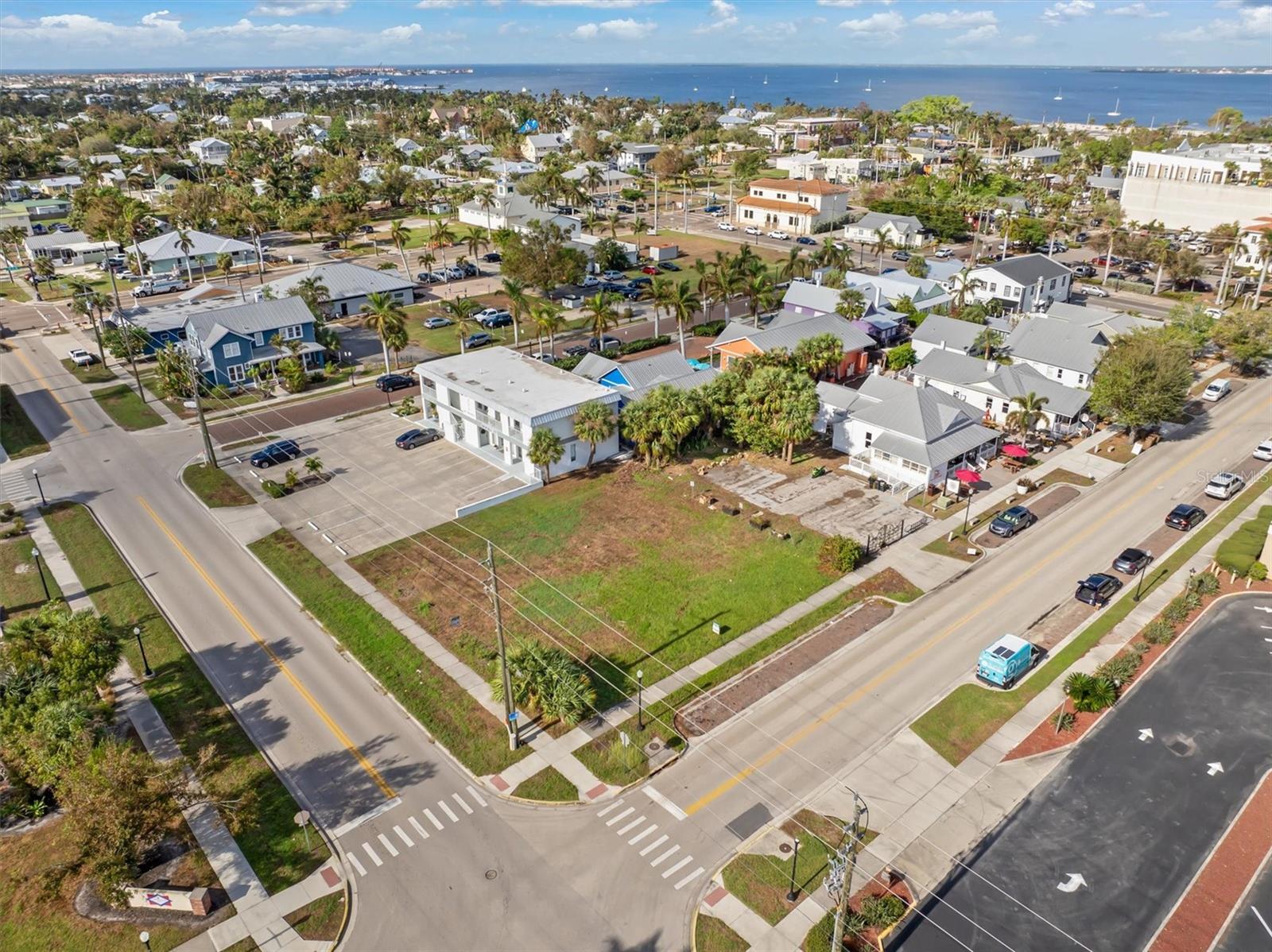 345 Taylor St, Punta Gorda, FL 33950