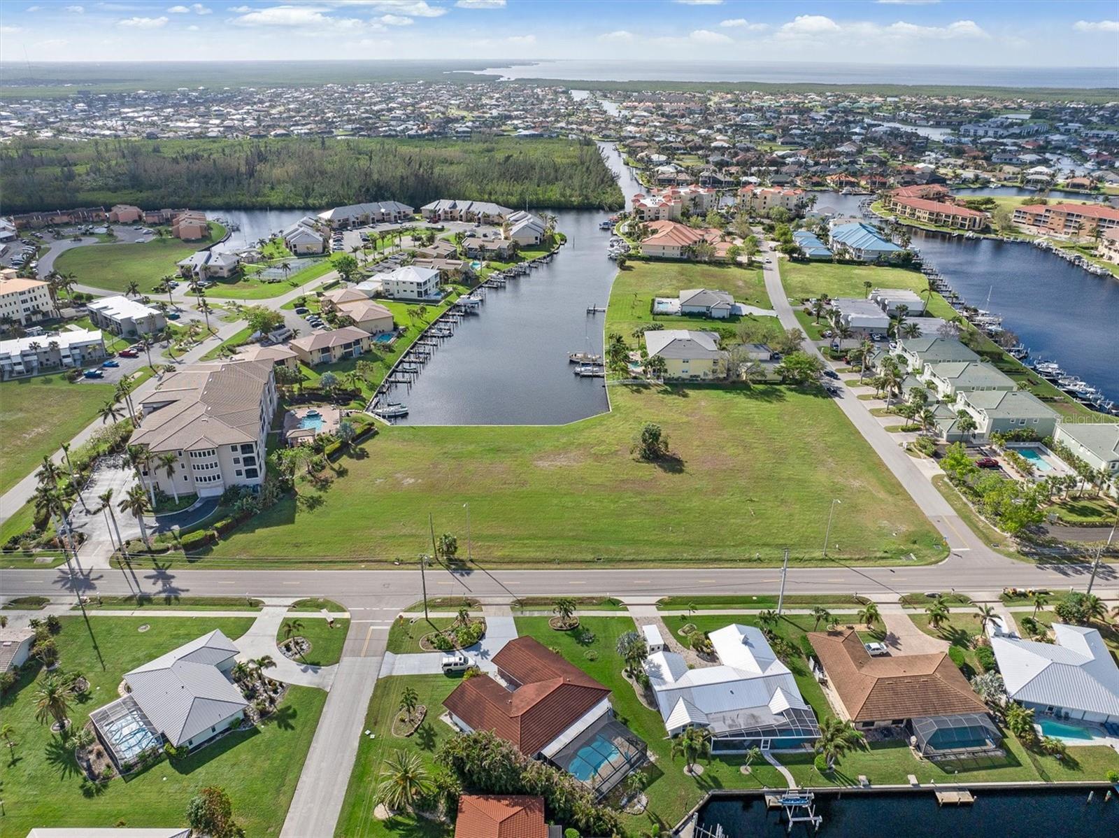 1359 Aqui Esta Dr, Punta Gorda, FL 33950