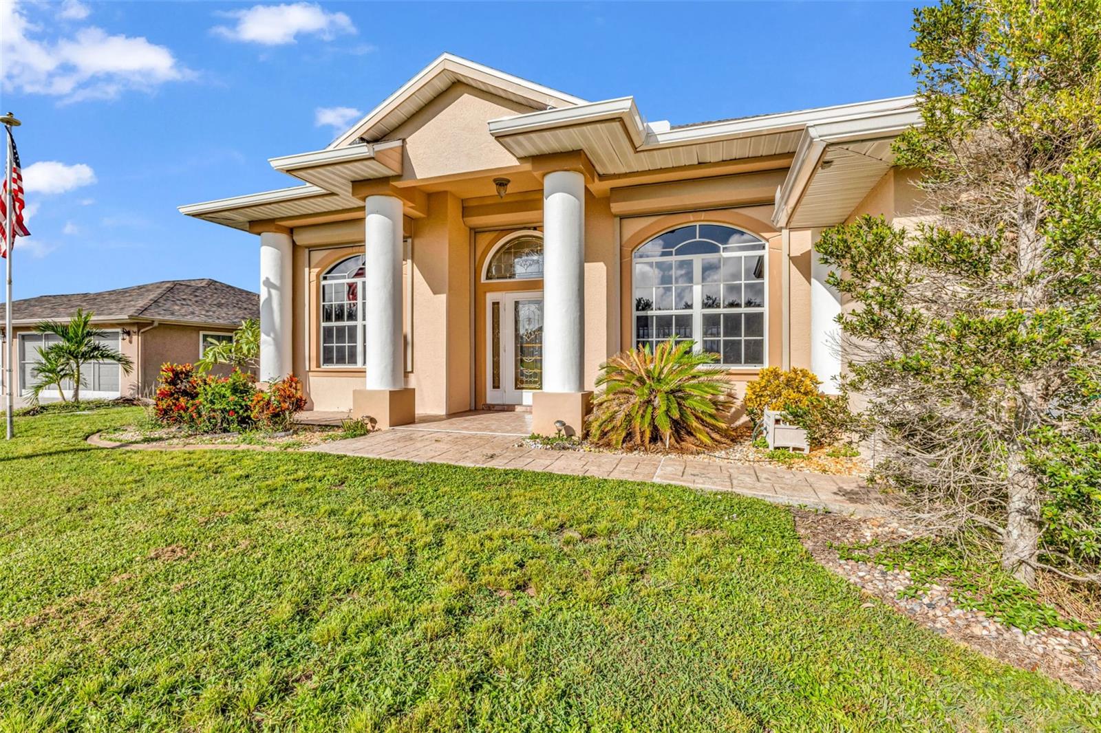 405 Delaney St, Port Charlotte, FL 33954