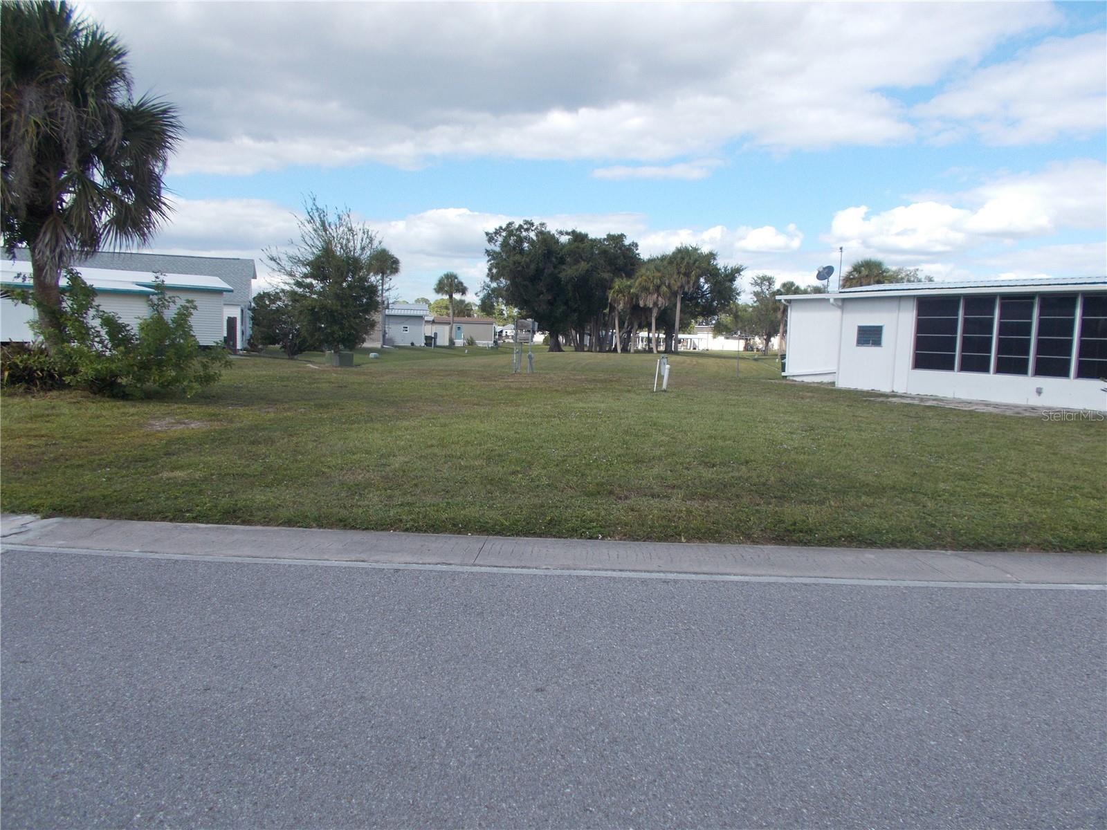 5751 Holiday Park Blvd, North Port, FL 34287