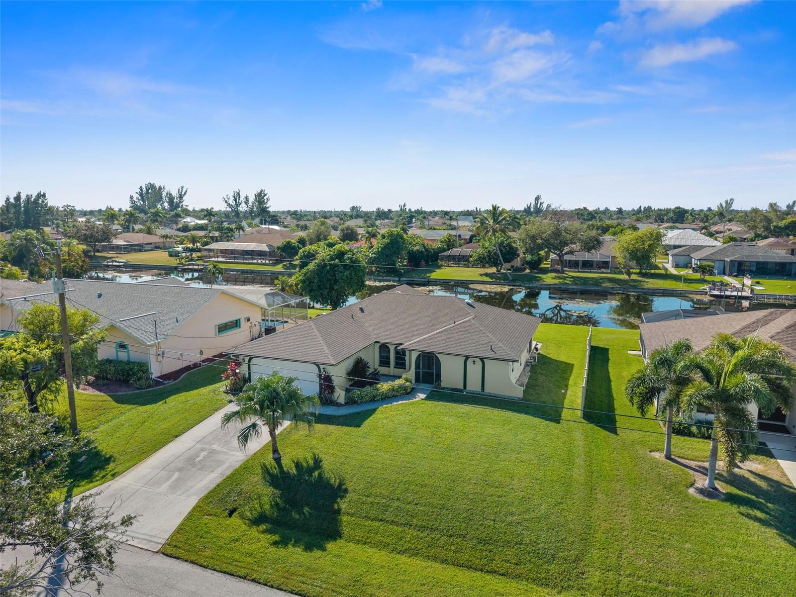 166 Se 20th St, Cape Coral, FL 33990