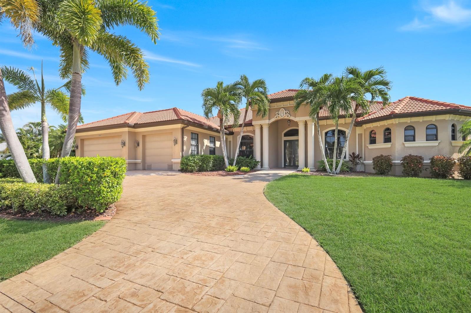 3939 Sw 27th Ct, Cape Coral, FL 33914