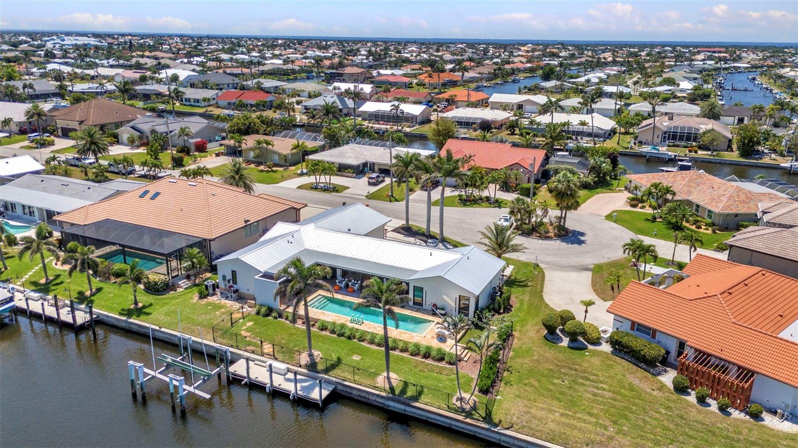 810 Napoli Ln, Punta Gorda, FL 33950