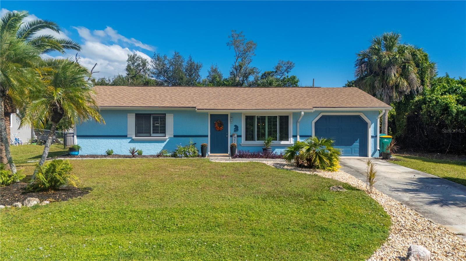 357 Lenoir St Nw, Port Charlotte, FL 33948