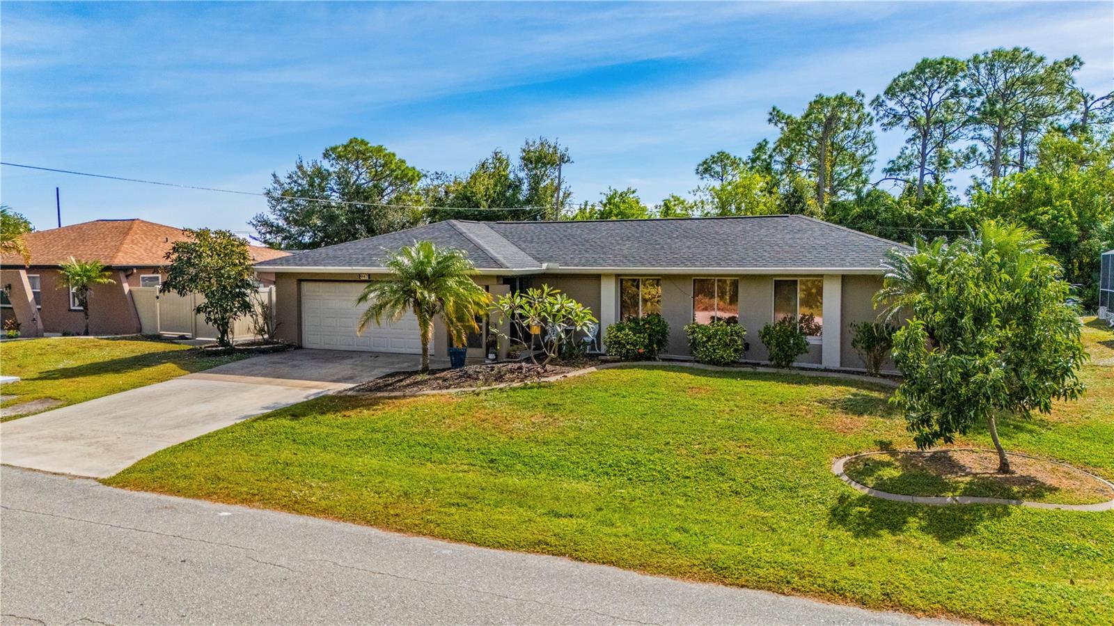 947 Silver Springs Ter Nw, Port Charlotte, FL 33948