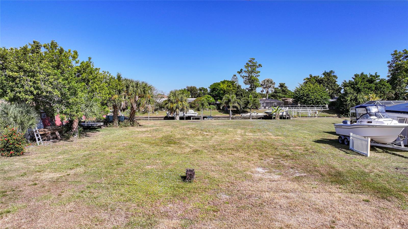 134 Easton Dr Nw, Port Charlotte, FL 33952