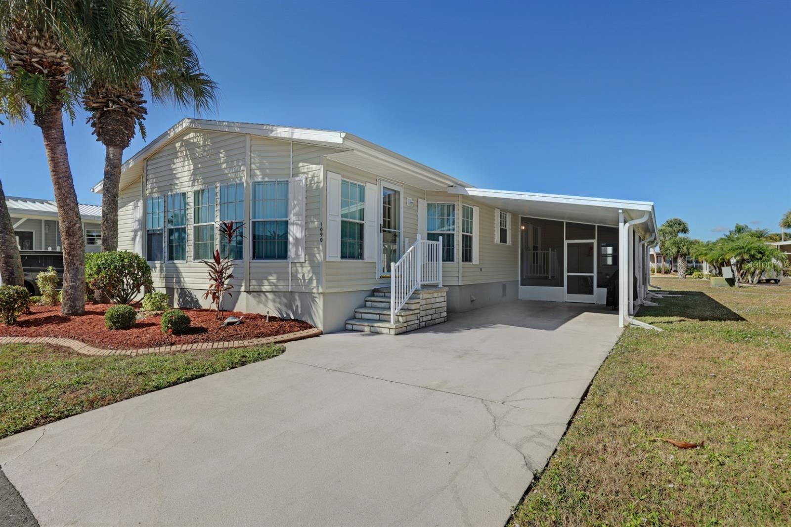 2100 Kings Hwy #1090, Port Charlotte, FL 33980