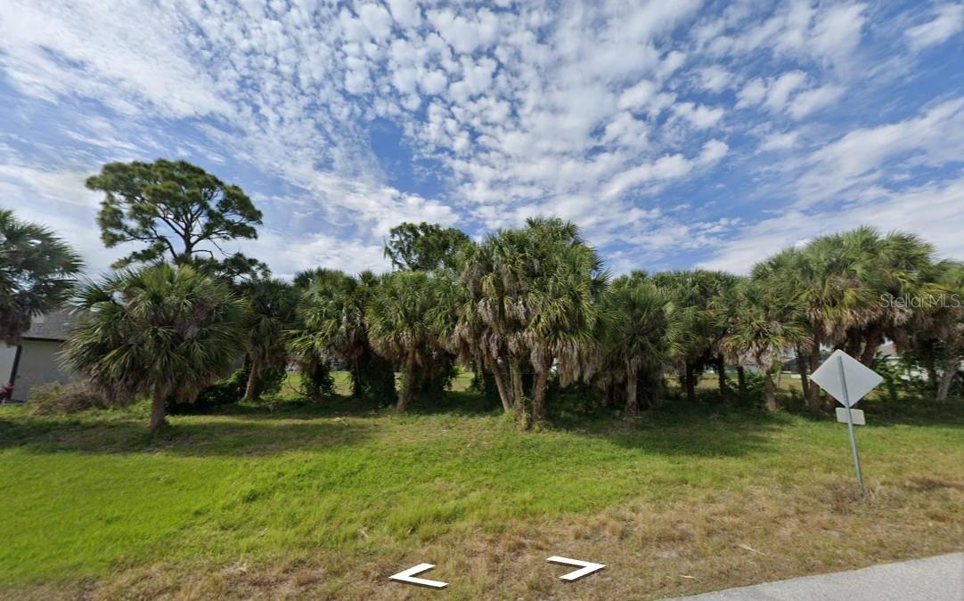 188 Long Meadow Ln, Rotonda West, FL 33947