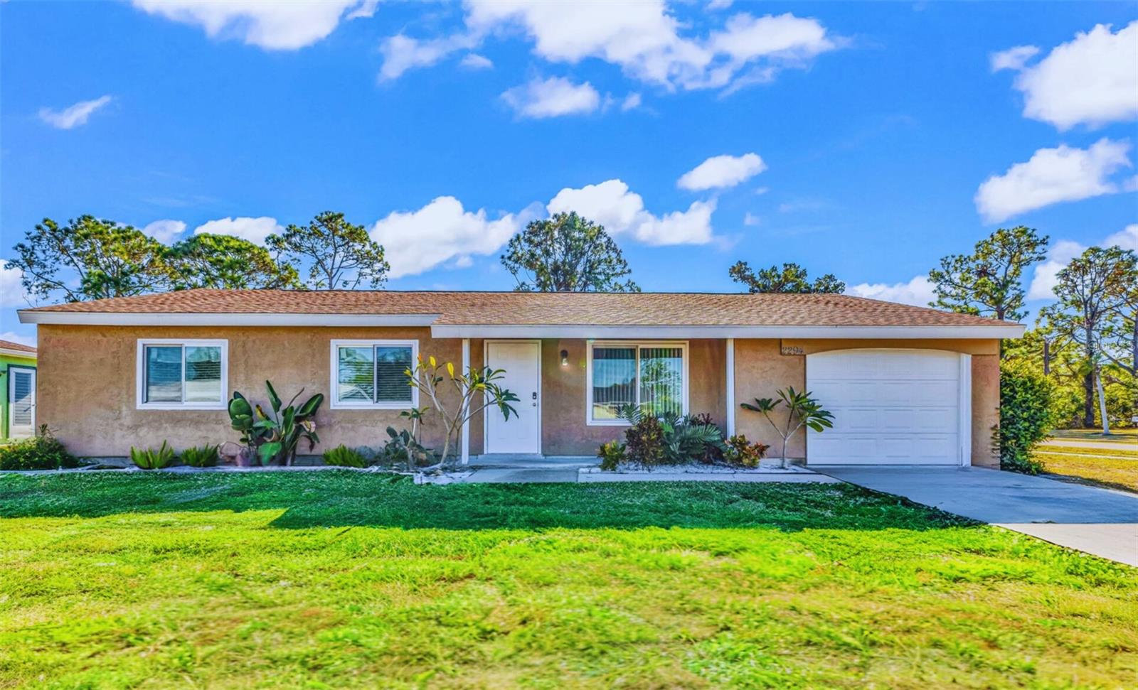 2294 Ryecroft St, North Port, FL 34287