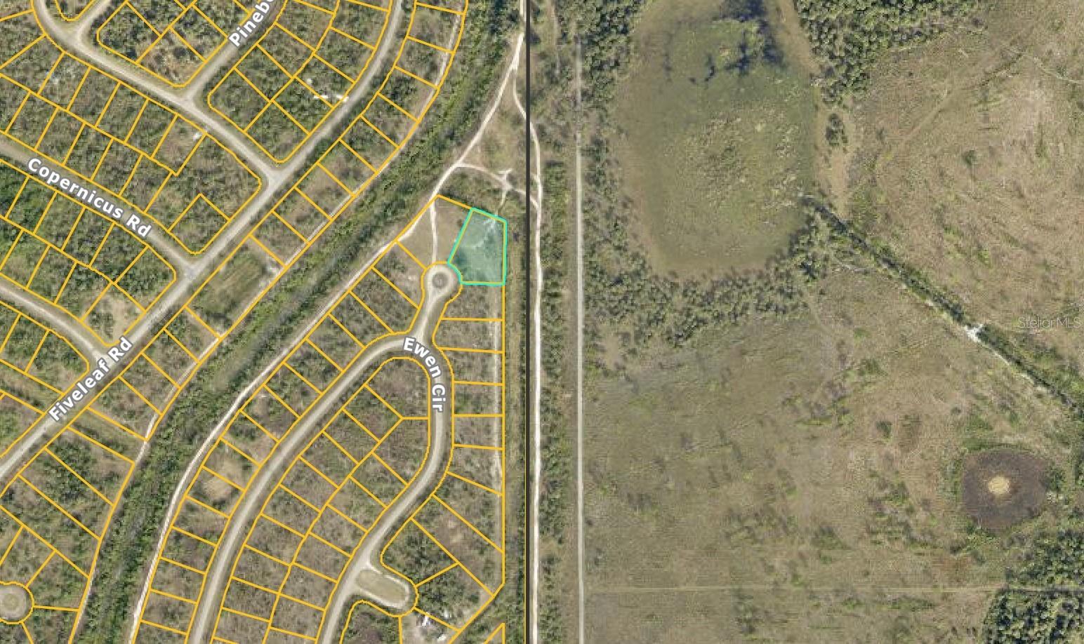 Lace Ct, North Port, FL 34288