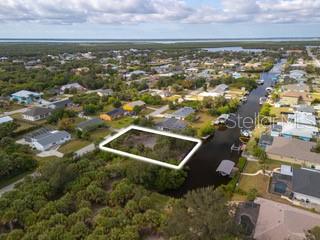 18262 Van Nuys Cir, Port Charlotte, FL 33948