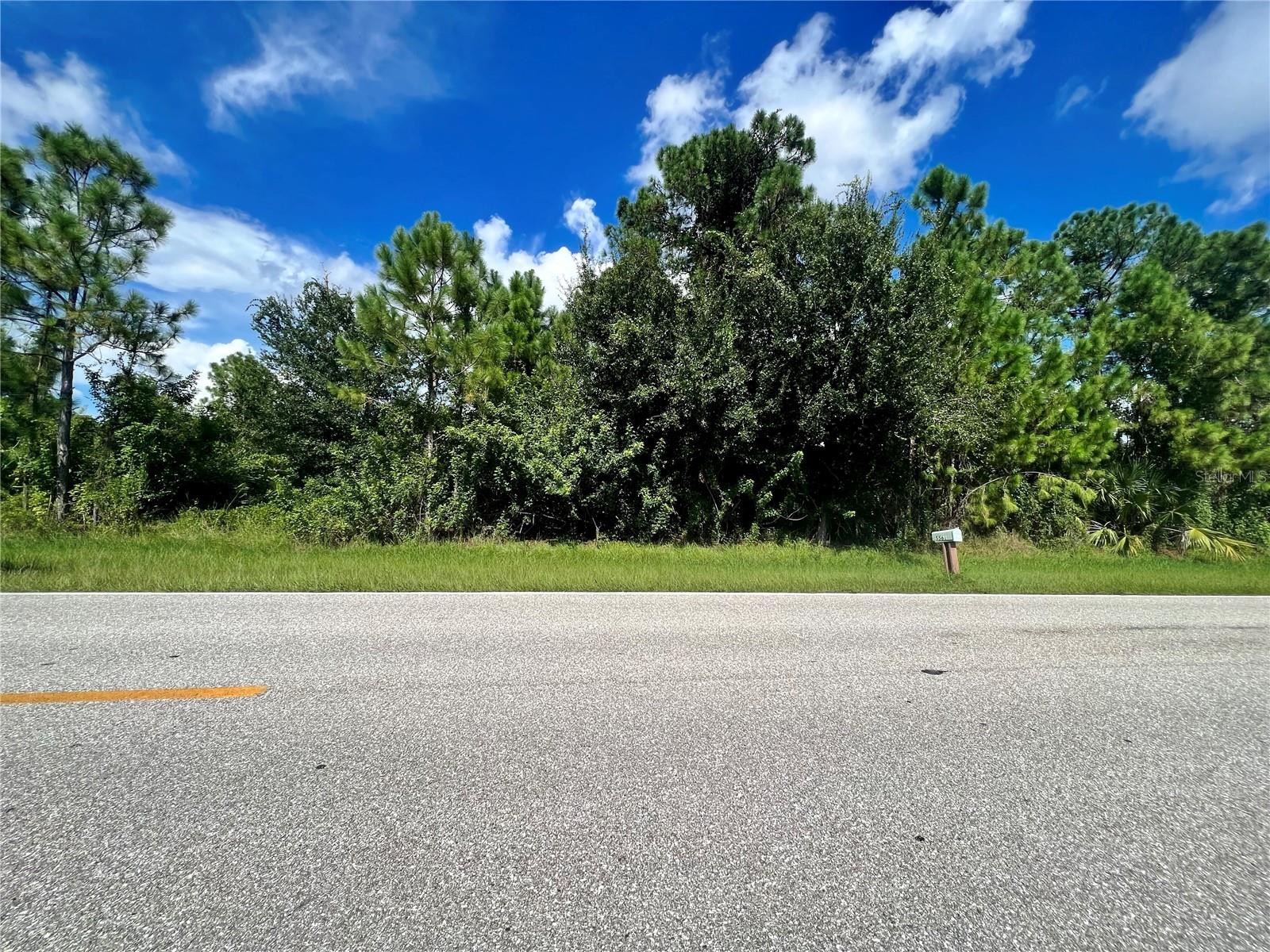 5552 Gillot Blvd, Port Charlotte, FL 33981