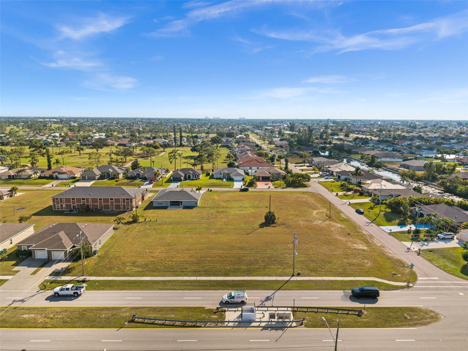 1418 Sw Trafalgar Pkwy, Cape Coral, FL 33991