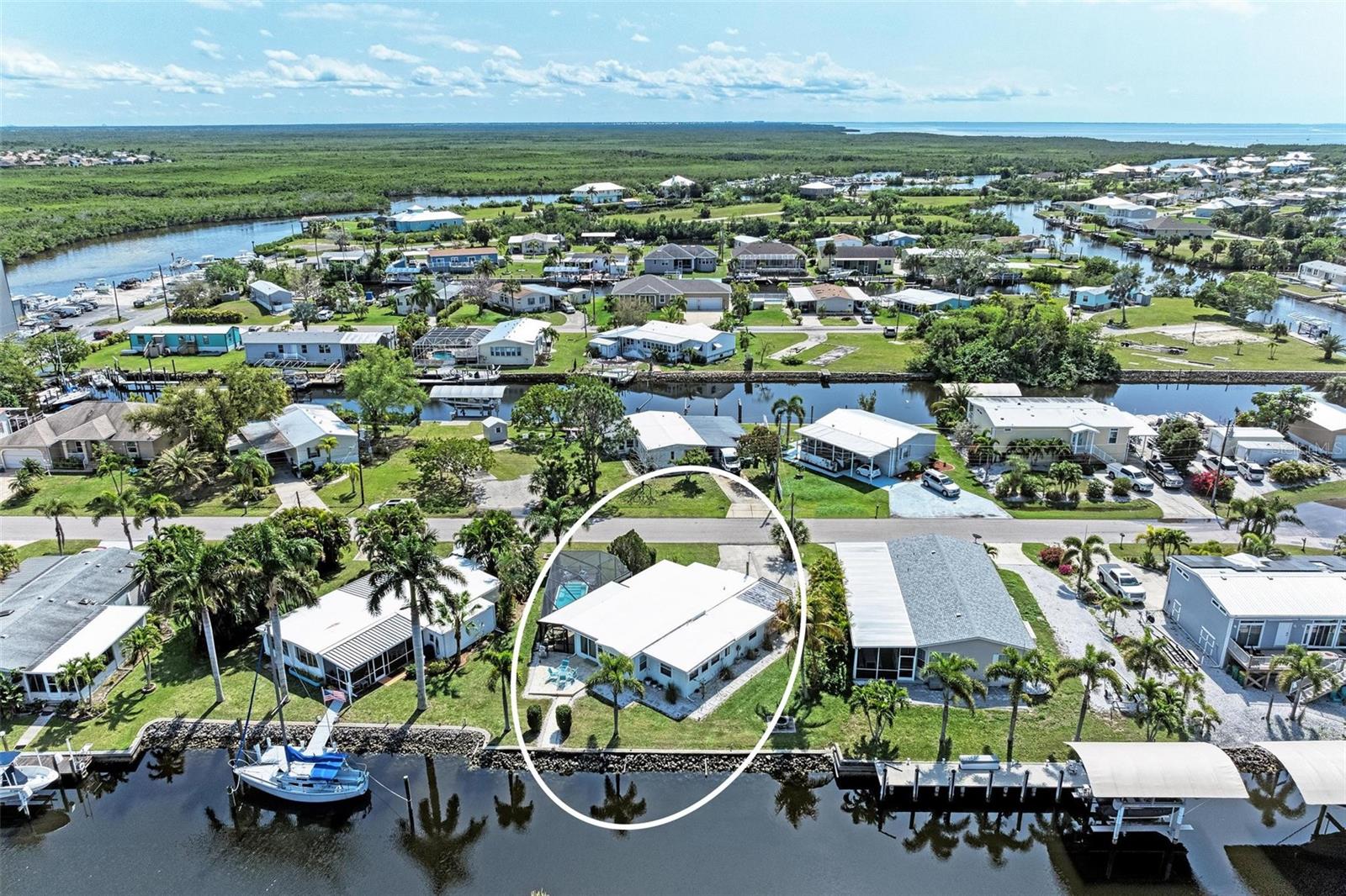 740 Deauville Dr, Punta Gorda, FL 33950