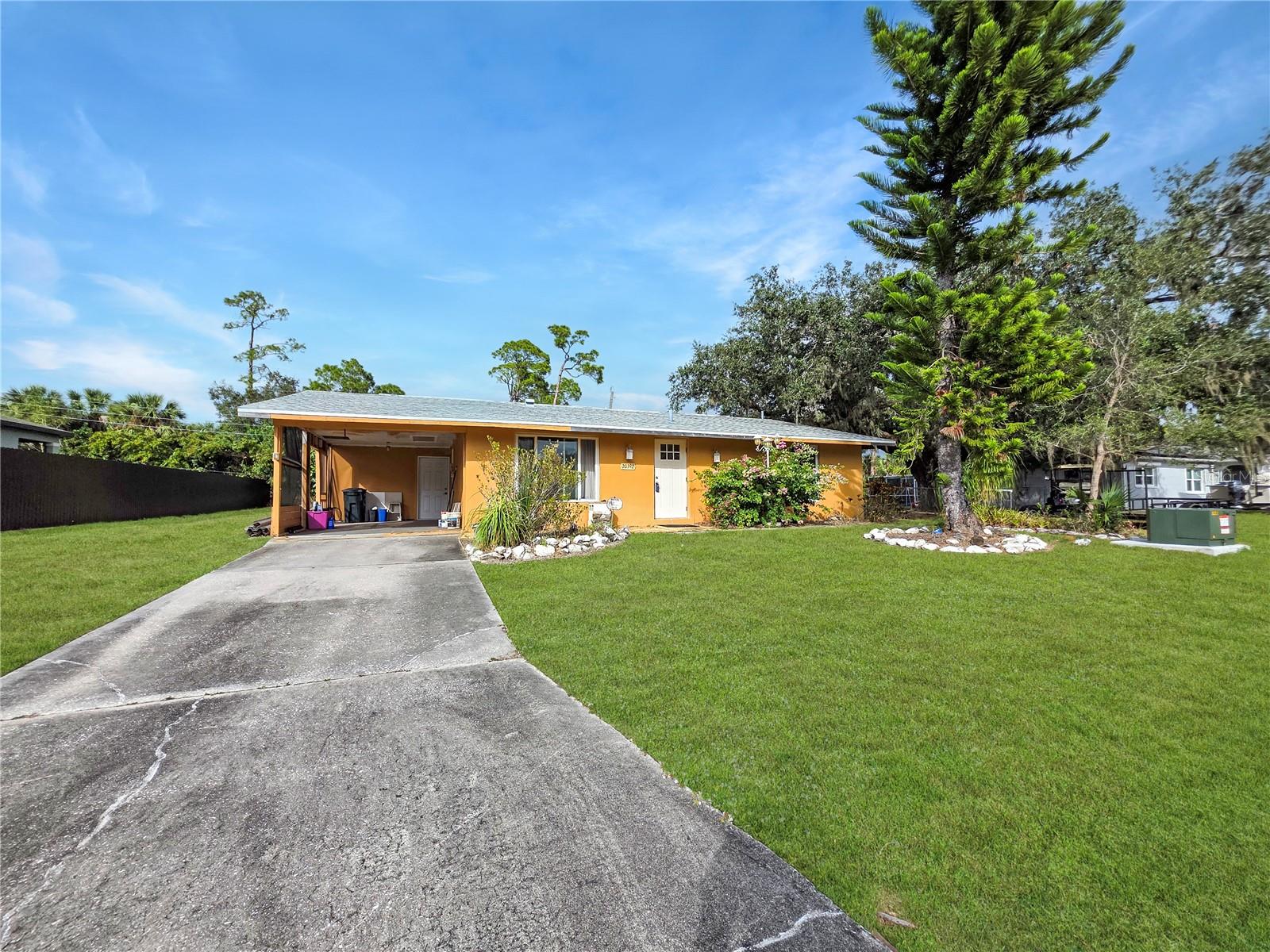 20392 Tappan Zee Dr, Port Charlotte, FL 33952