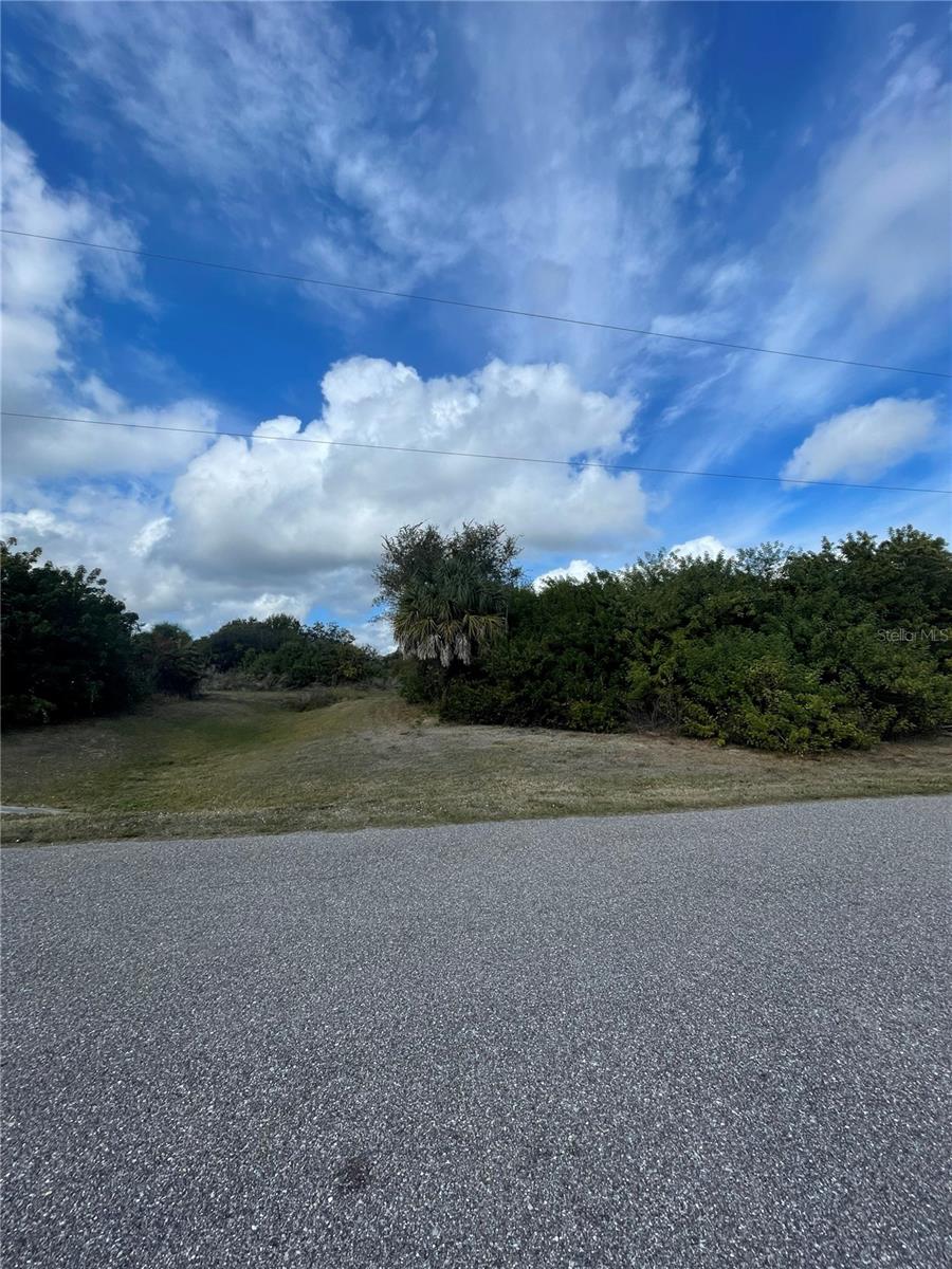 Lot#32 Wawana Rd, North Port, FL 34287
