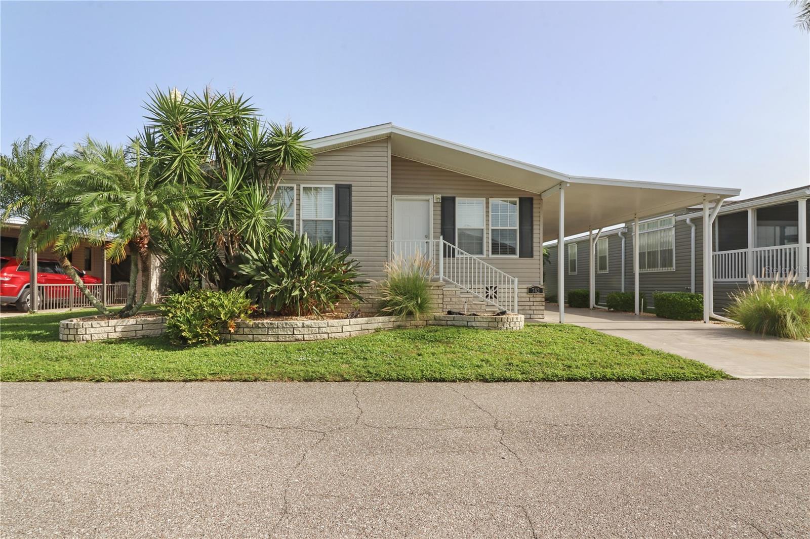 2100 Kings Hwy #742, Port Charlotte, FL 33980