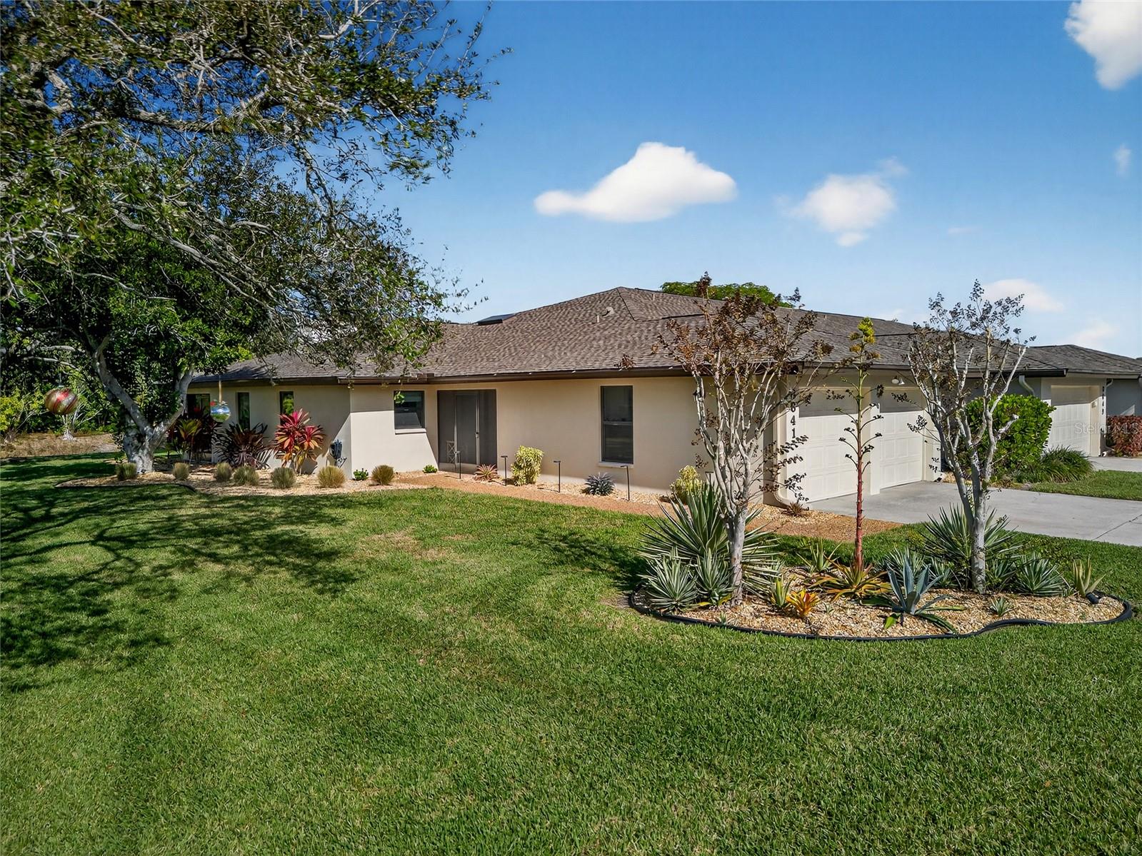 3641 Gleneagle Dr #12d, Sarasota, FL 34238