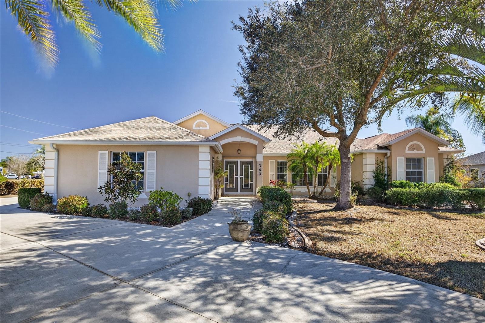 360 Seasons Dr, Punta Gorda, FL 33983