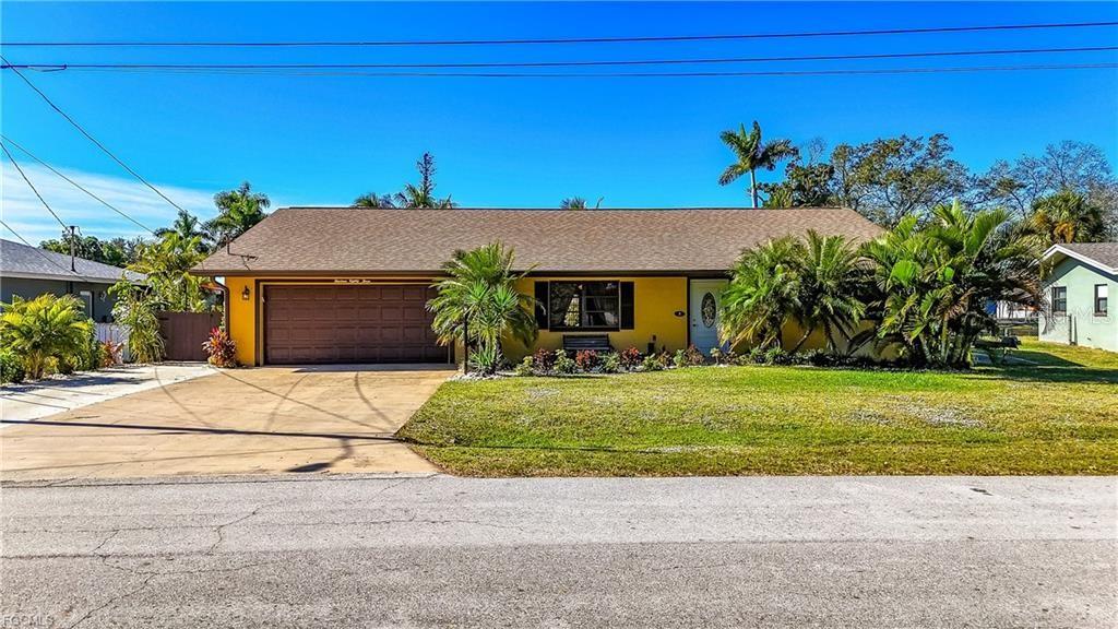 1383 Harbor View Dr, North Fort Myers, FL 33917