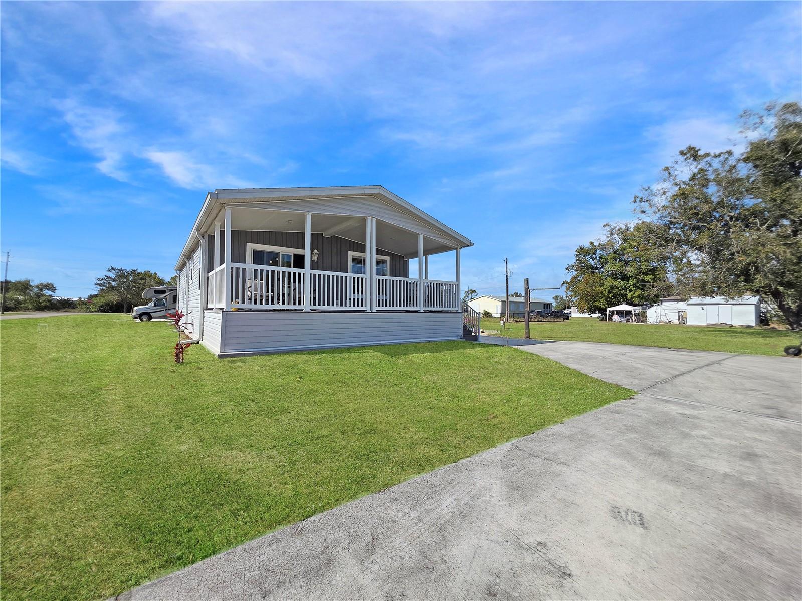 27971 Roanoke Cir, Punta Gorda, FL 33950