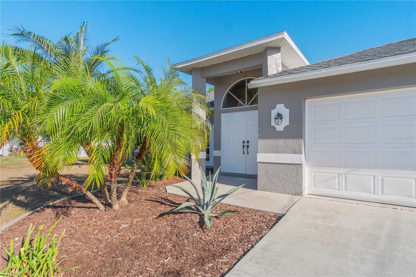 2206 Mistleto Ln, North Port, FL 34286