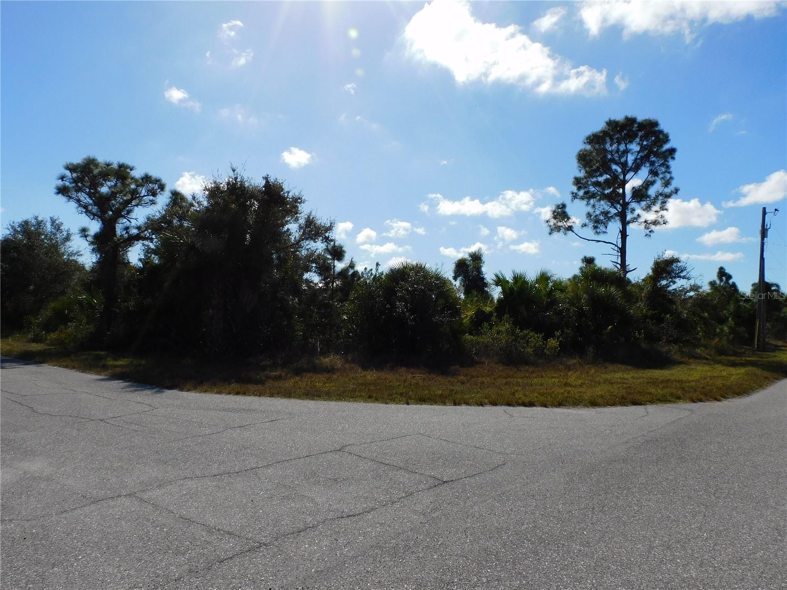 13999 Paris Ln, Port Charlotte, FL 33981
