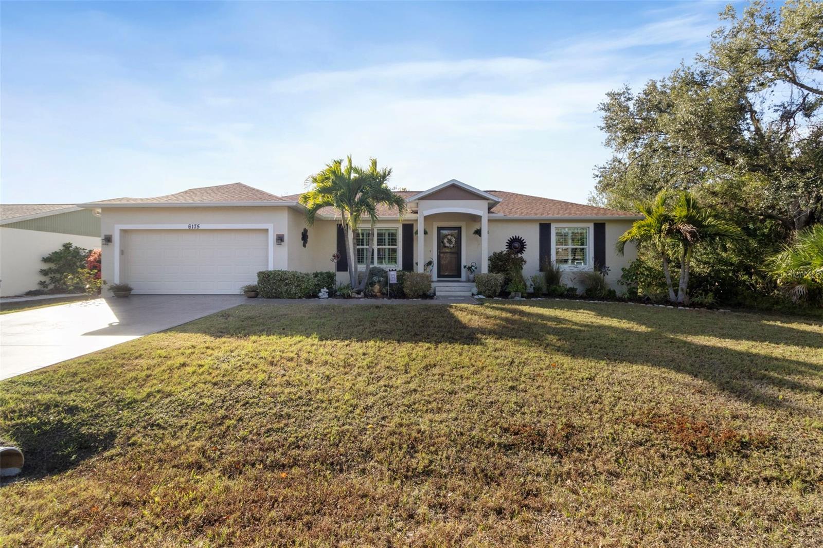 6175 Sturgis St, Englewood, FL 34224