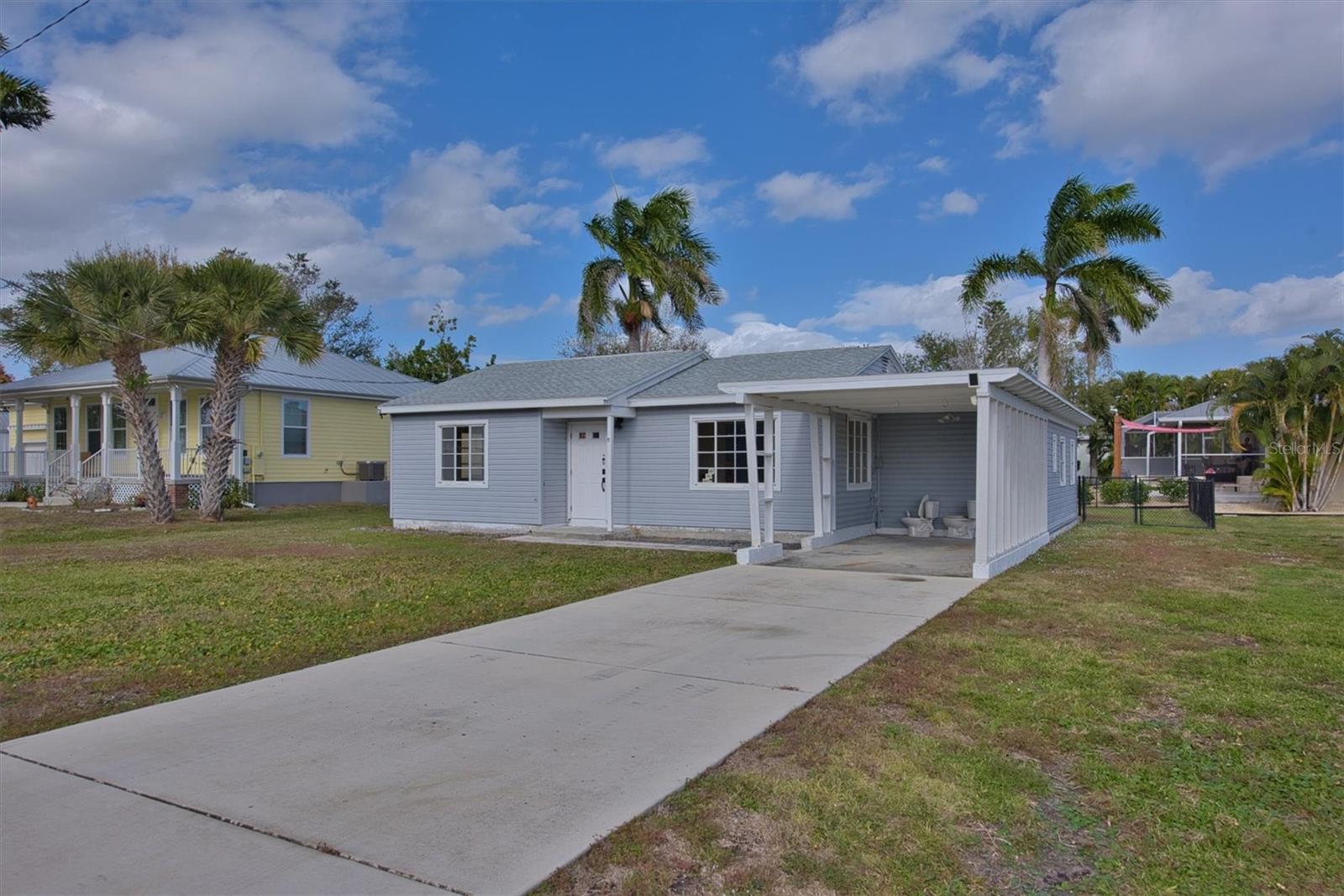 426 Harvey St, Punta Gorda, FL 33950