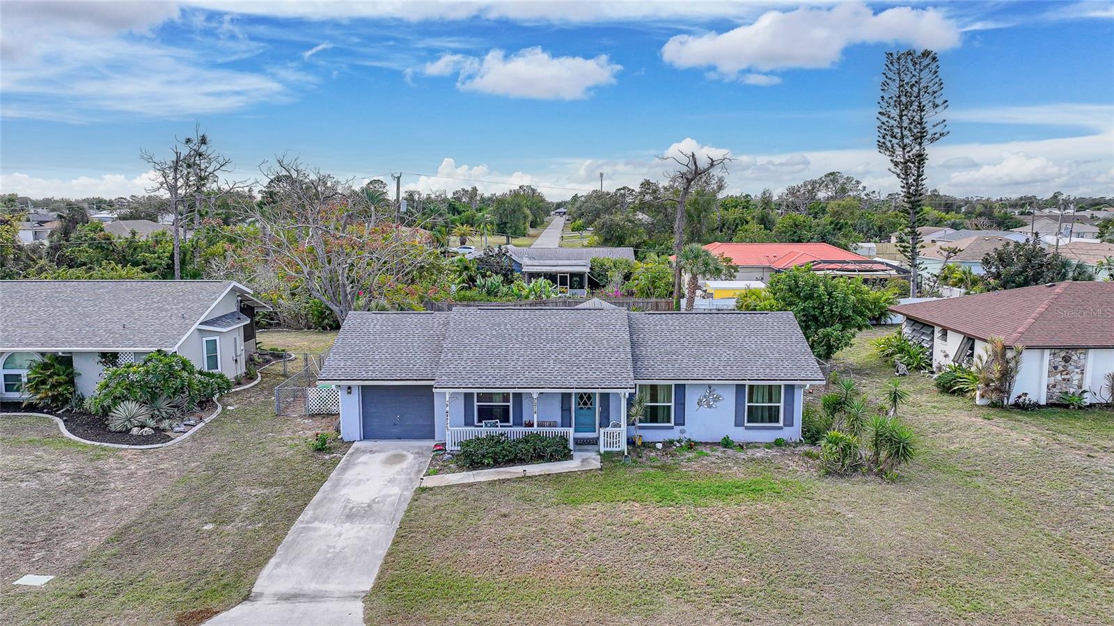 7214 Snow Dr, Englewood, FL 34224