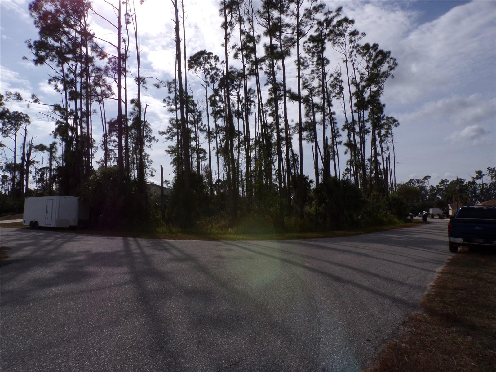 Nabble Ln, North Port, FL 34288