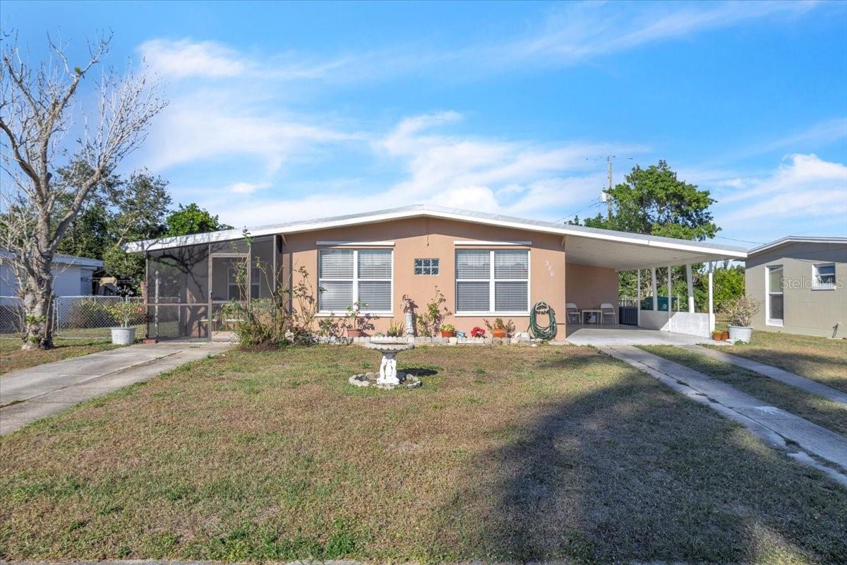 370 Duxbury Ave, Port Charlotte, FL 33952