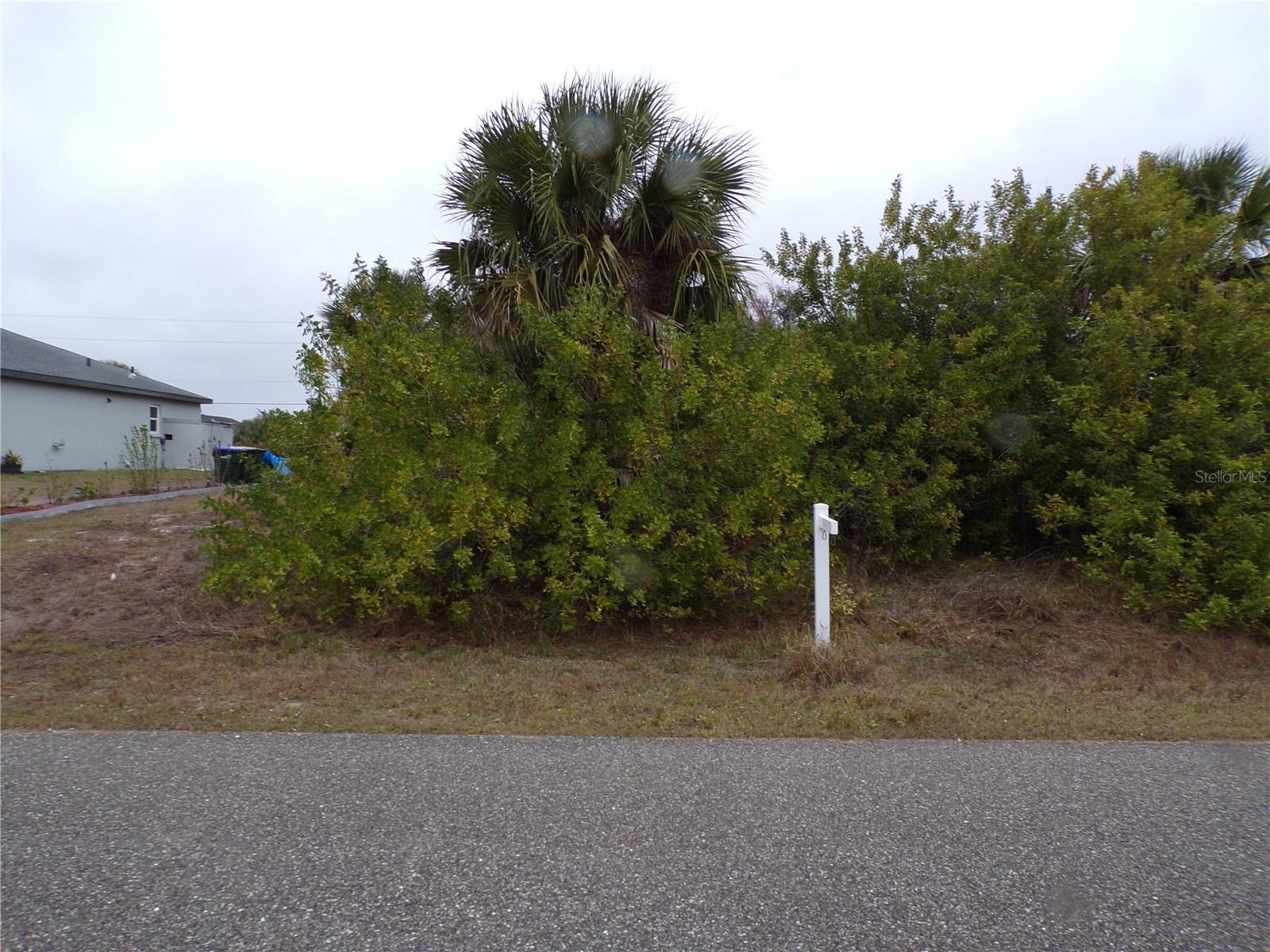 Holster Ave, North Port, FL 34287
