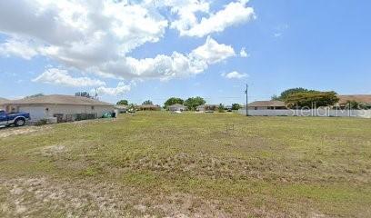2026 Ne 10th Ave, Cape Coral, FL 33909