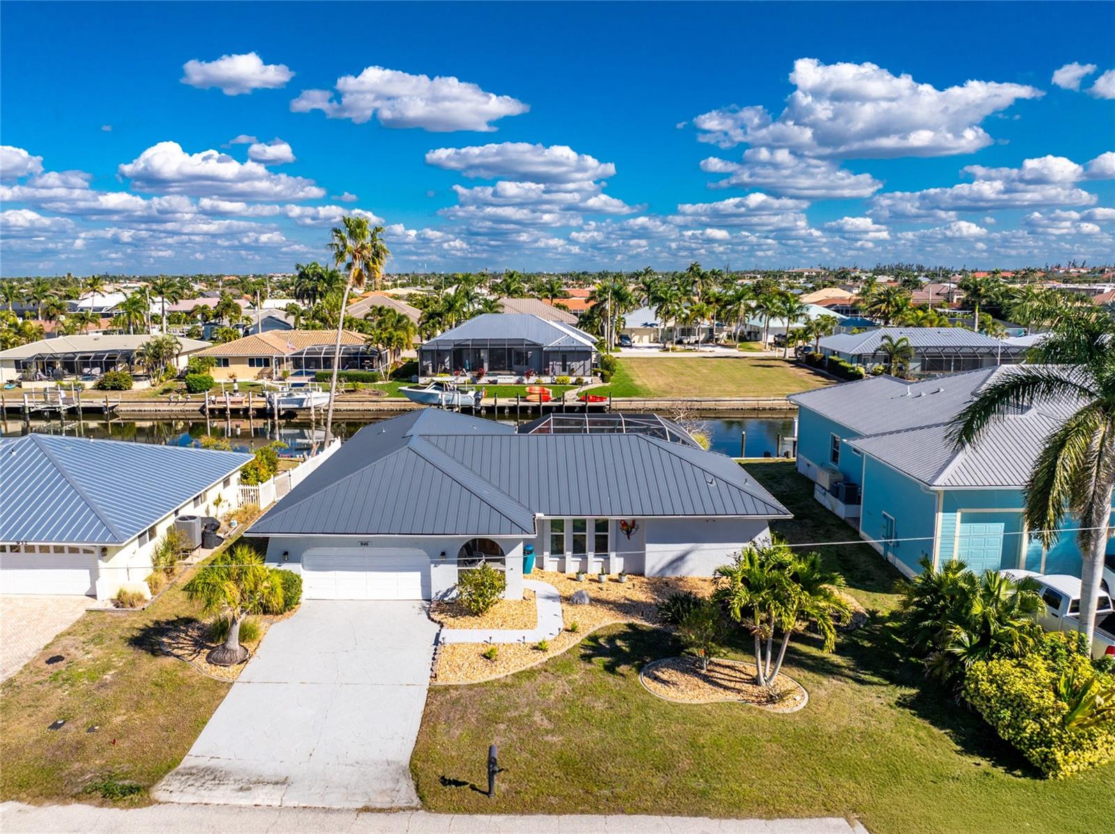 946 Messina Dr, Punta Gorda, FL 33950