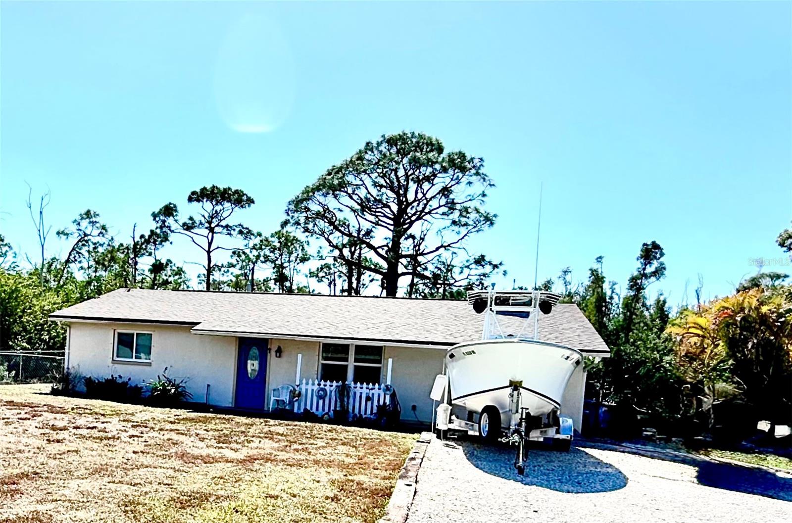 3583 Tangelo Dr, St James City, FL 33956