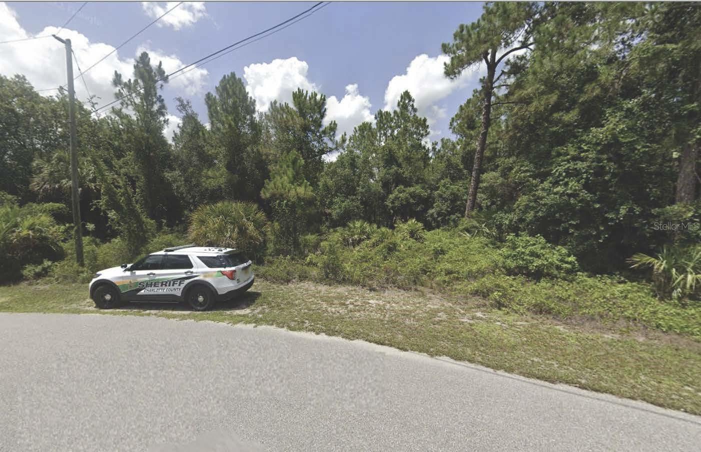 Lenman Ave, North Port, FL 34288