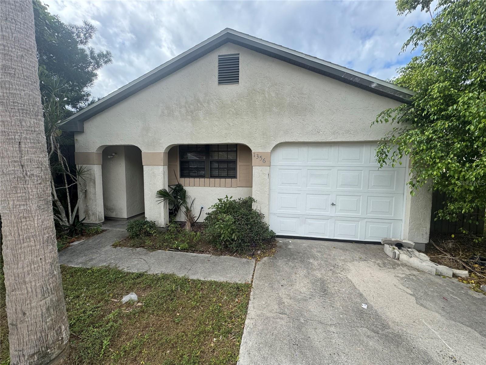 1356 W Corktree Cir, Port Charlotte, FL 33952
